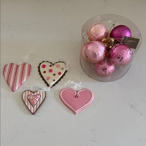 Pink and White Christmas Ornament Set of 8 New!  ✨